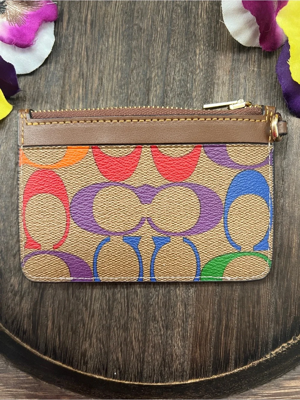 NWOT Coach Attachment Card Case in Rainbow Signature Canvas (Style No. C9942)